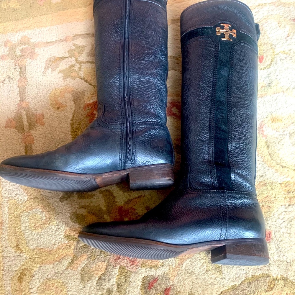 Gorgeous knee high boots